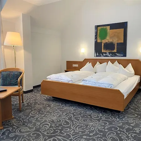 Alfa Hotel 3*